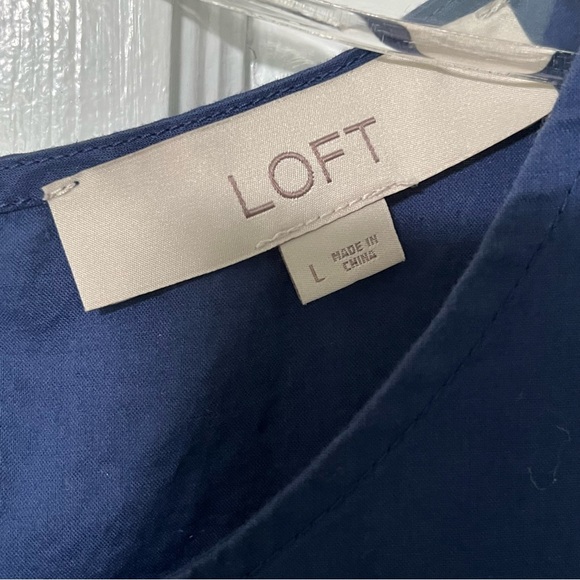 LOFT Flowy delicate Deep Blue crochet-lace detail Sleeveless Blouse - Picture 2 of 4